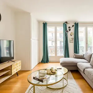 Apartment 8p - 3br Le Marais Spacious - - Historic, Paris