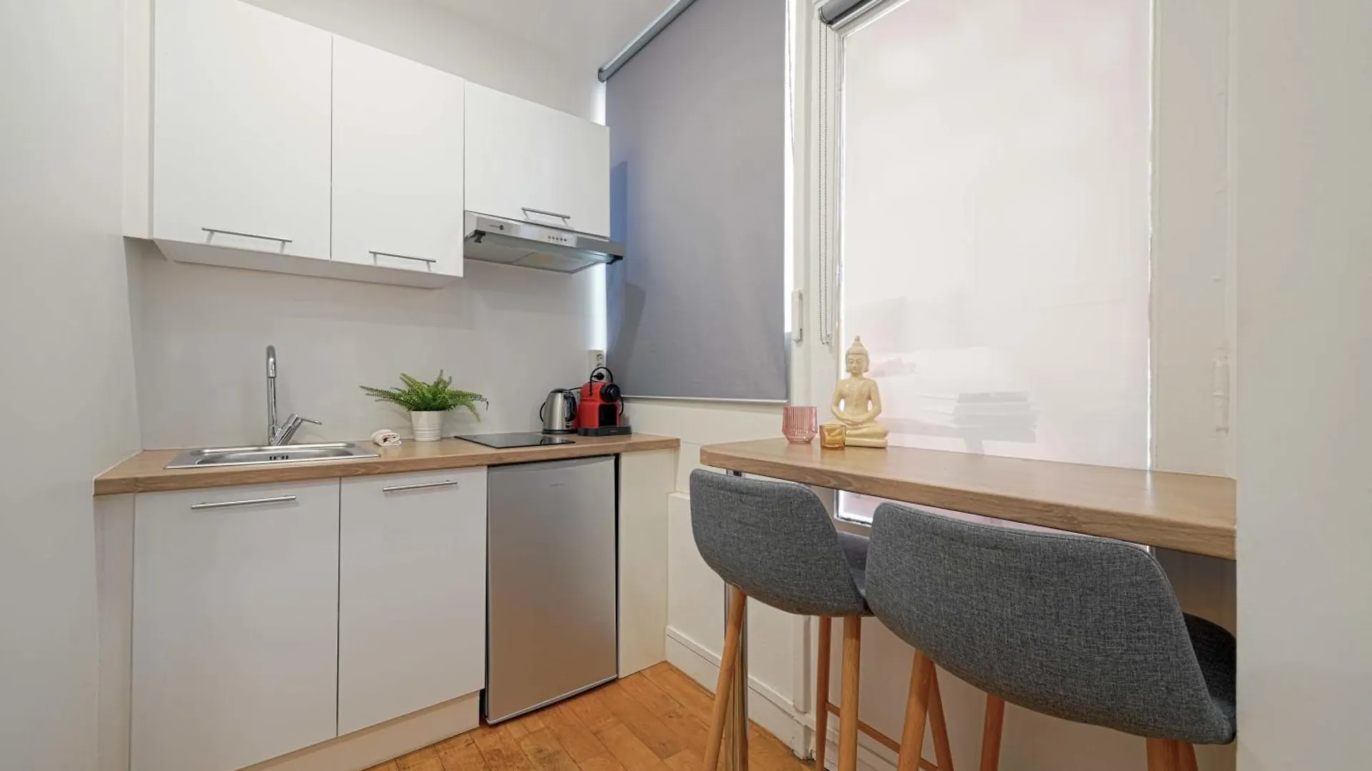 Modern Studio Fully Renovated París Apartamento